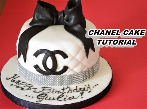 torta di chanel|how to make chanel cake with fondant .